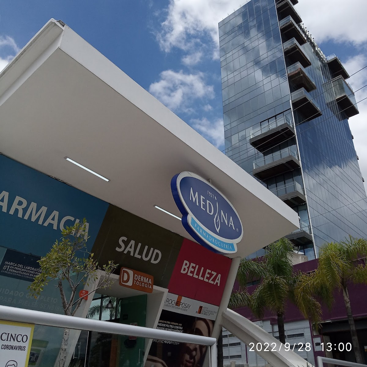 Plaza W
